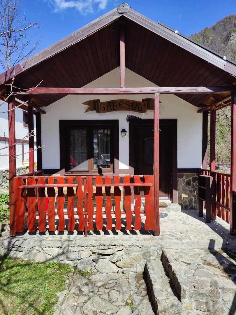 Galeșul - cabană montană Retezat pentru 2 persoane