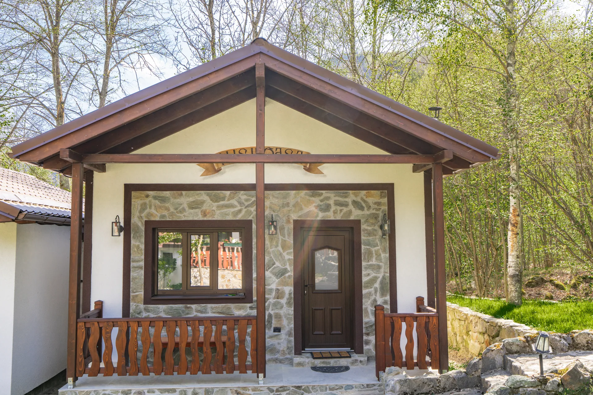 Nisipoasa - cabană montană Retezat pentru 6 persoane